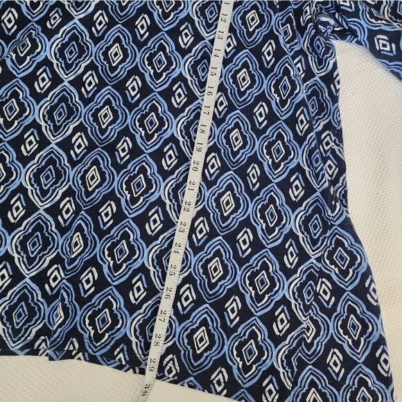 Chico's tunic style blouse asymmetrical hem - Picture 3 of 10